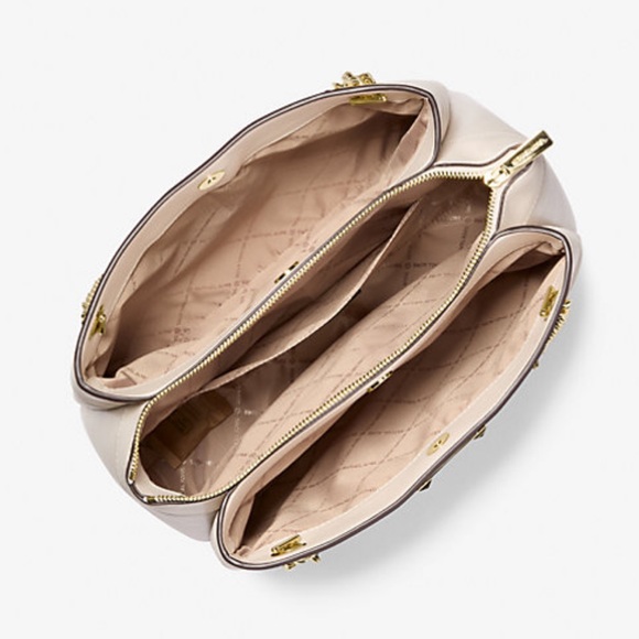 Michael Kors Whitney Medium Quilted Tote Shoulder Bag
Light Cream
NWT - Picture 14 of 16